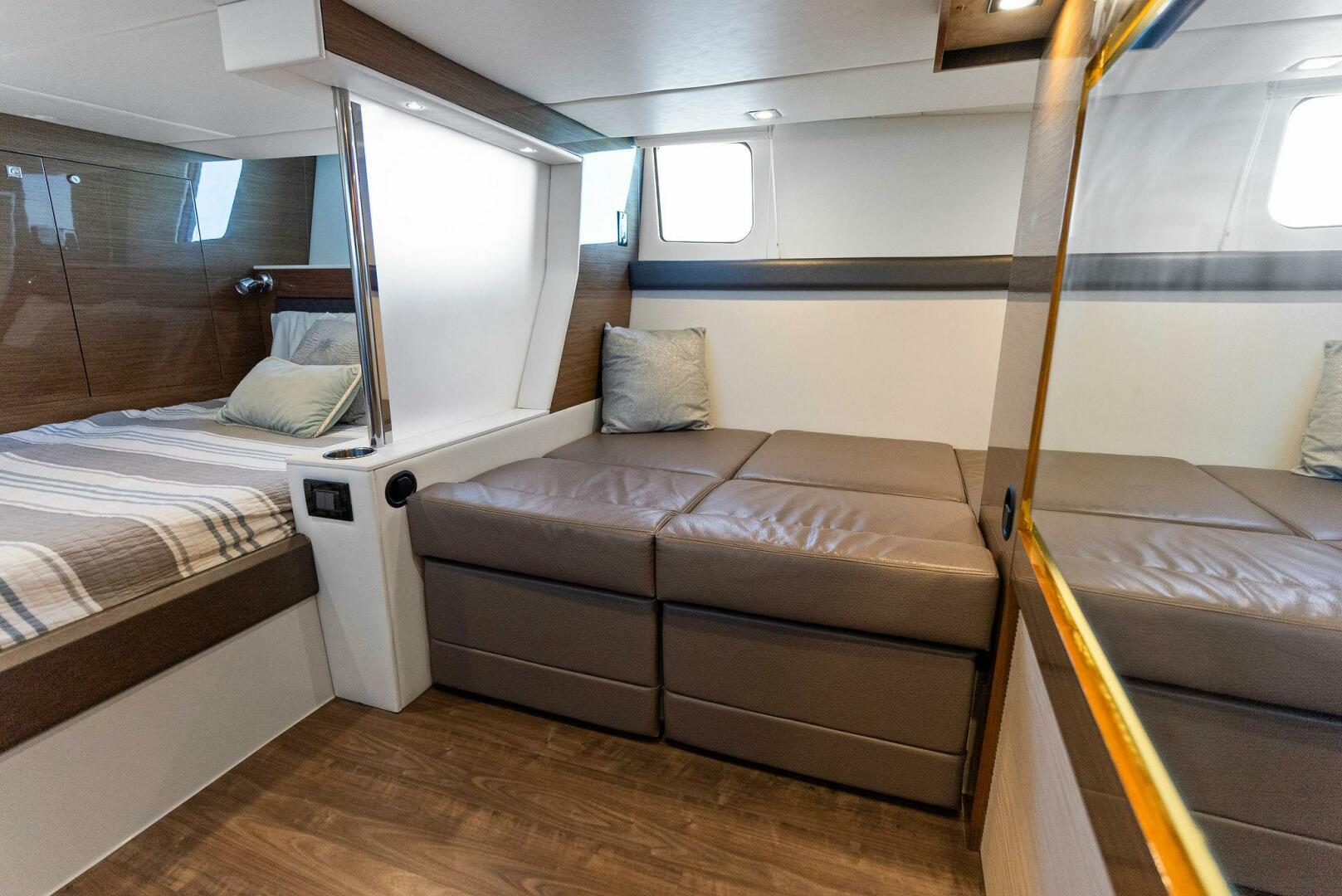 Slide: The Image of 2018 Cruisers 45 Cantius 'Royal Speerit III' - 4007884