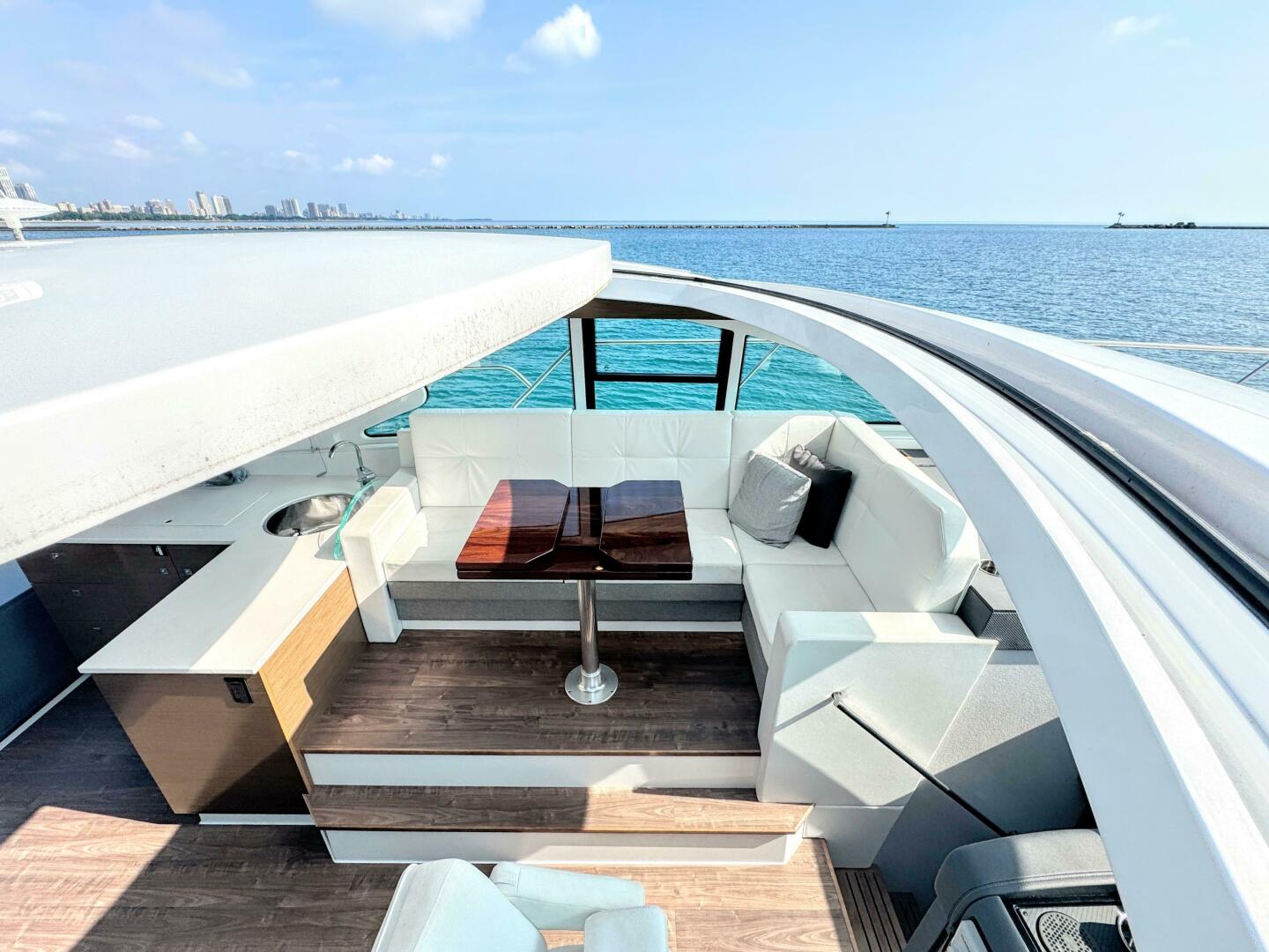 Slide: The Image of Cruisers Yachts 46 Cantius 2019 - 5488924