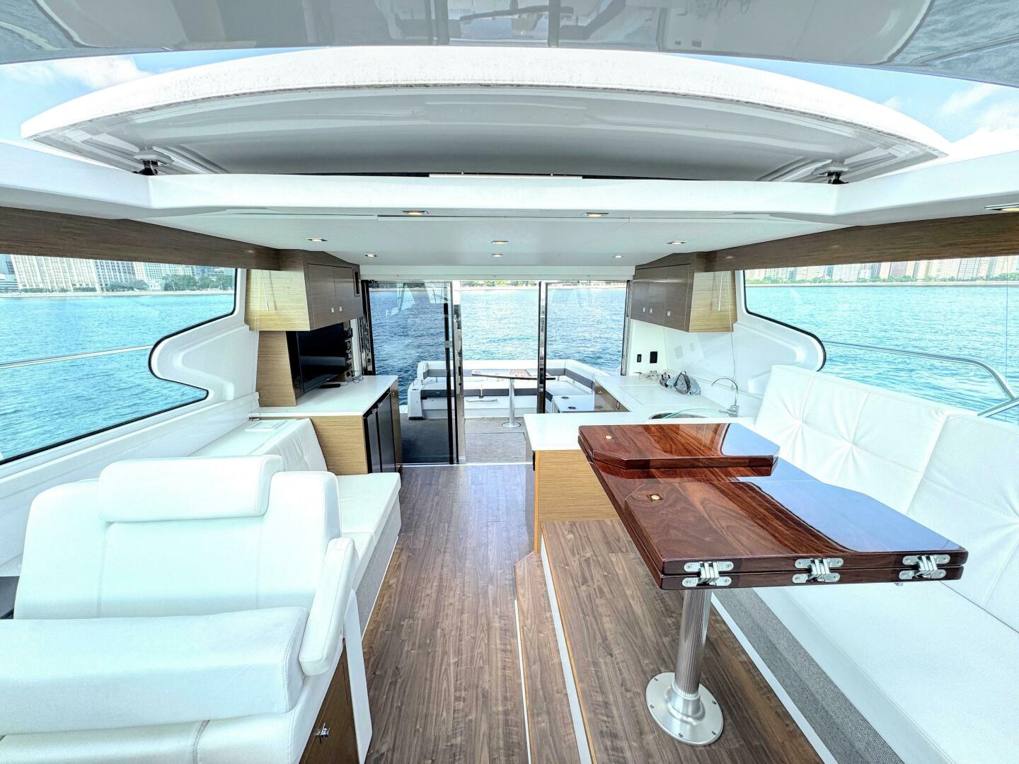 Slide: The Image of Cruisers Yachts 46 Cantius 2019 - 5488946