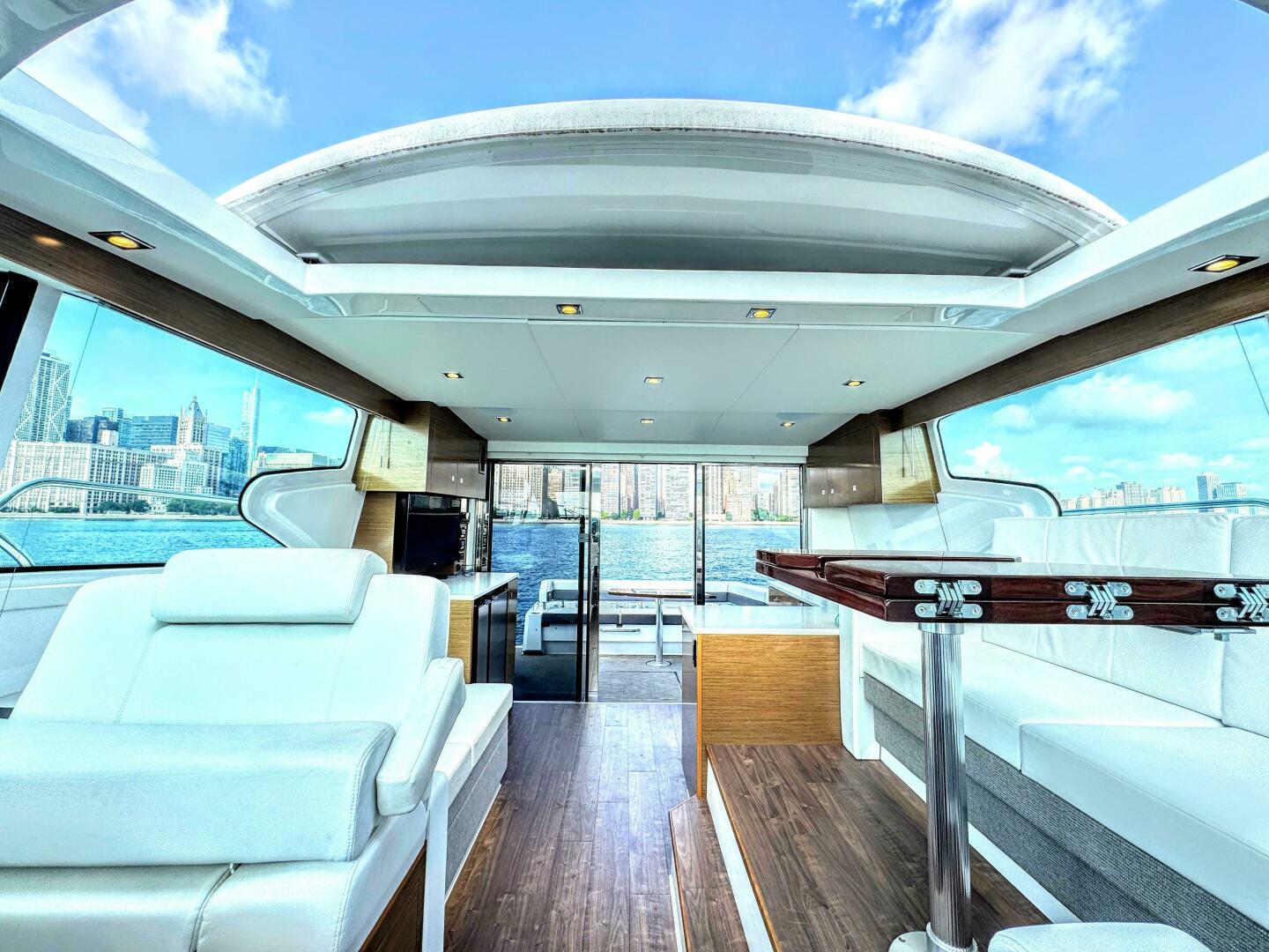 Slide: The Image of Cruisers Yachts 46 Cantius 2019 - 5488947