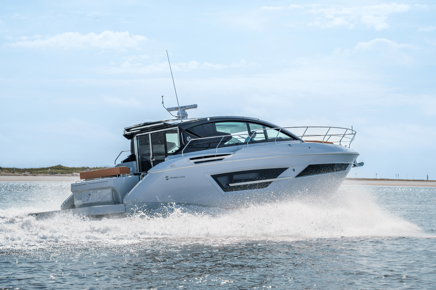 Slide: The Image of Cruisers Yachts 46 Cantius 2025 - 13