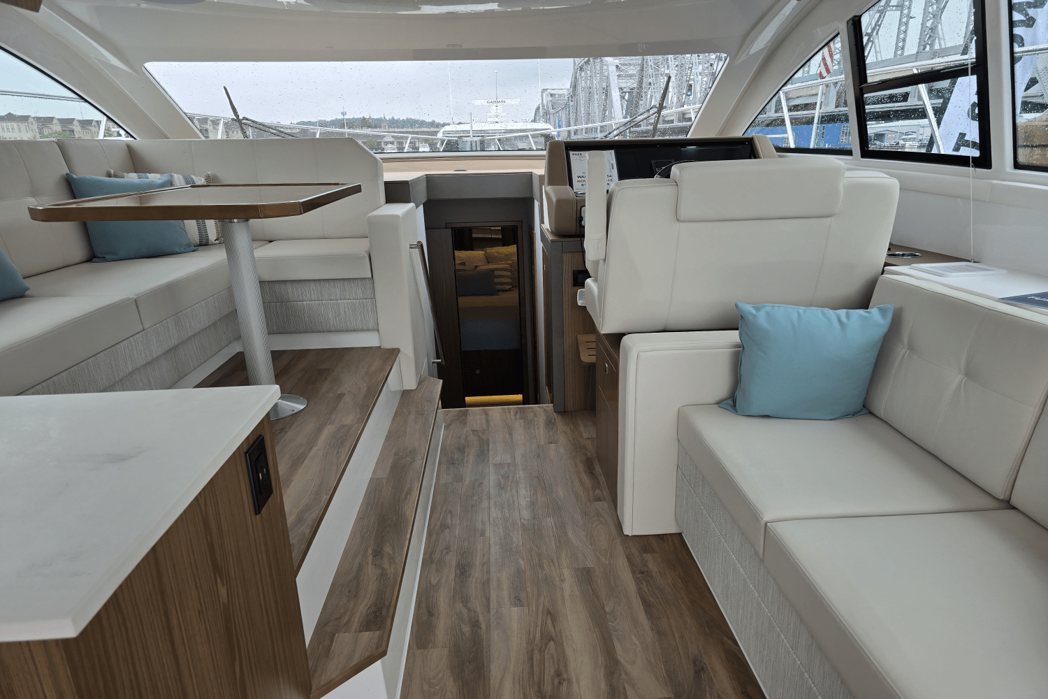 Slide: The Image of Cruisers Yachts 46 Cantius 2025 - 15