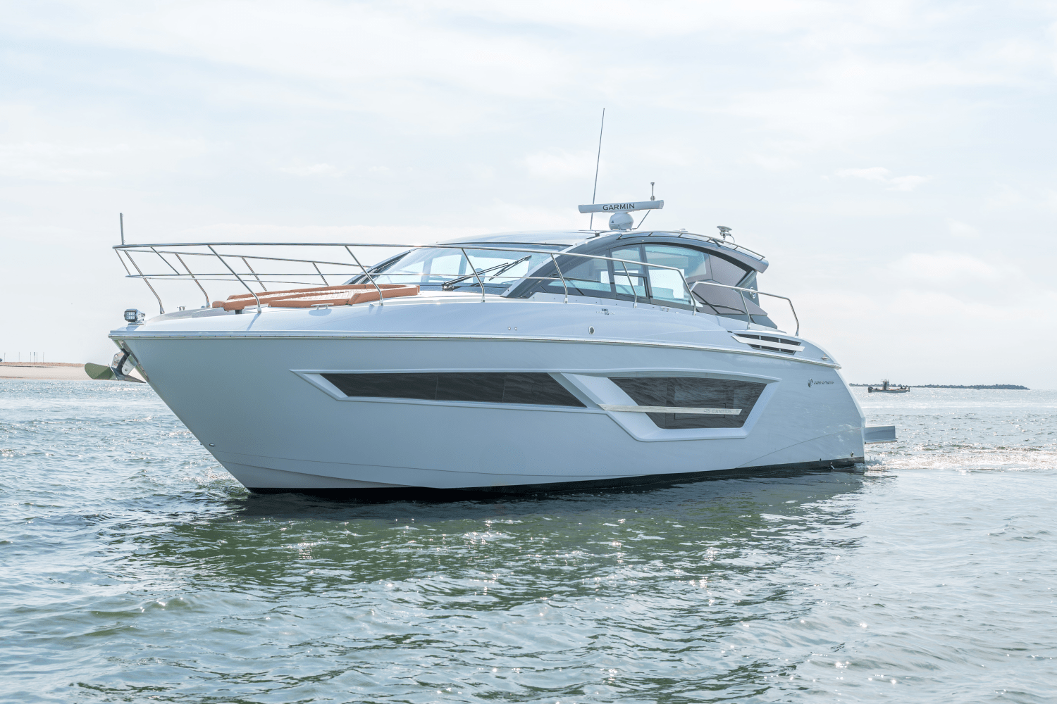 Slide: The Image of Cruisers Yachts 46 Cantius 2025 - 16