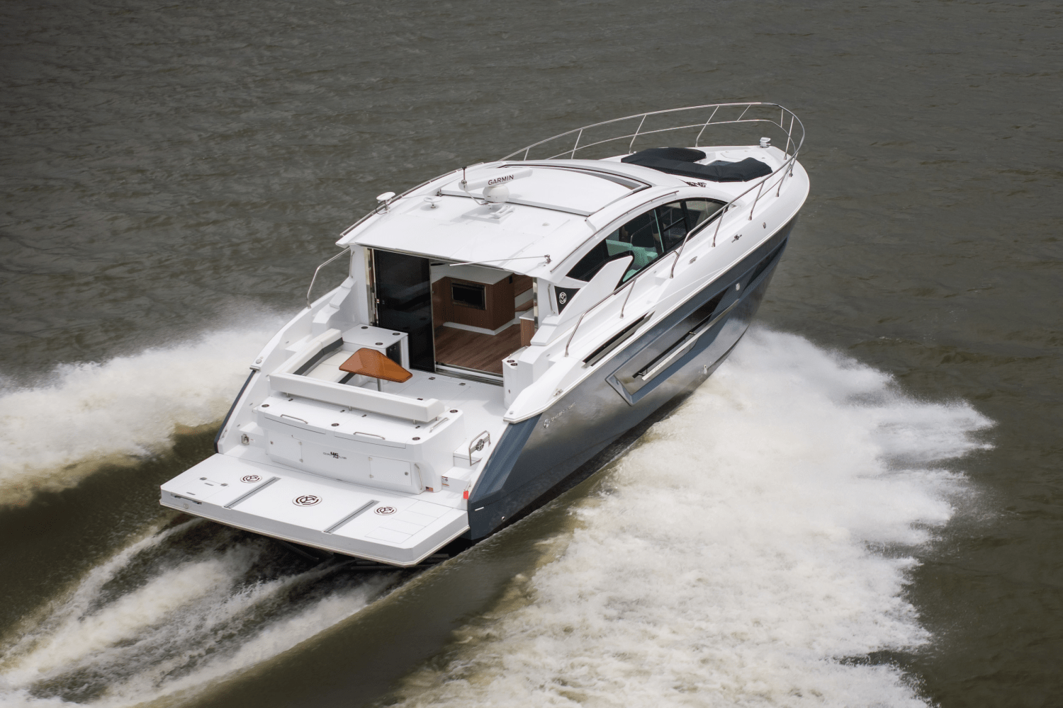 Slide: The Image of Cruisers Yachts 46 Cantius 2025 - 17