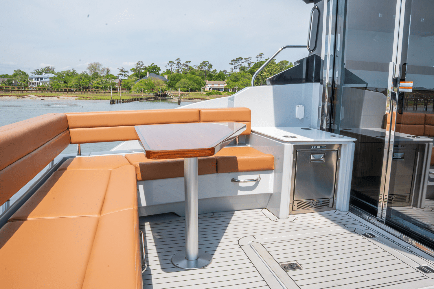 Slide: The Image of Cruisers Yachts 46 Cantius 2025 - 20