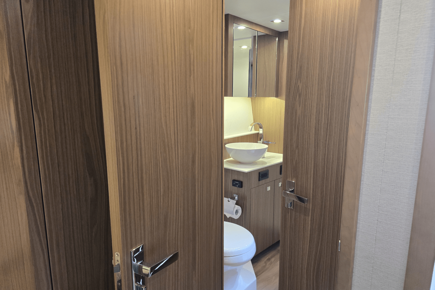 Slide: The Image of Cruisers Yachts 46 Cantius 2025 - 27