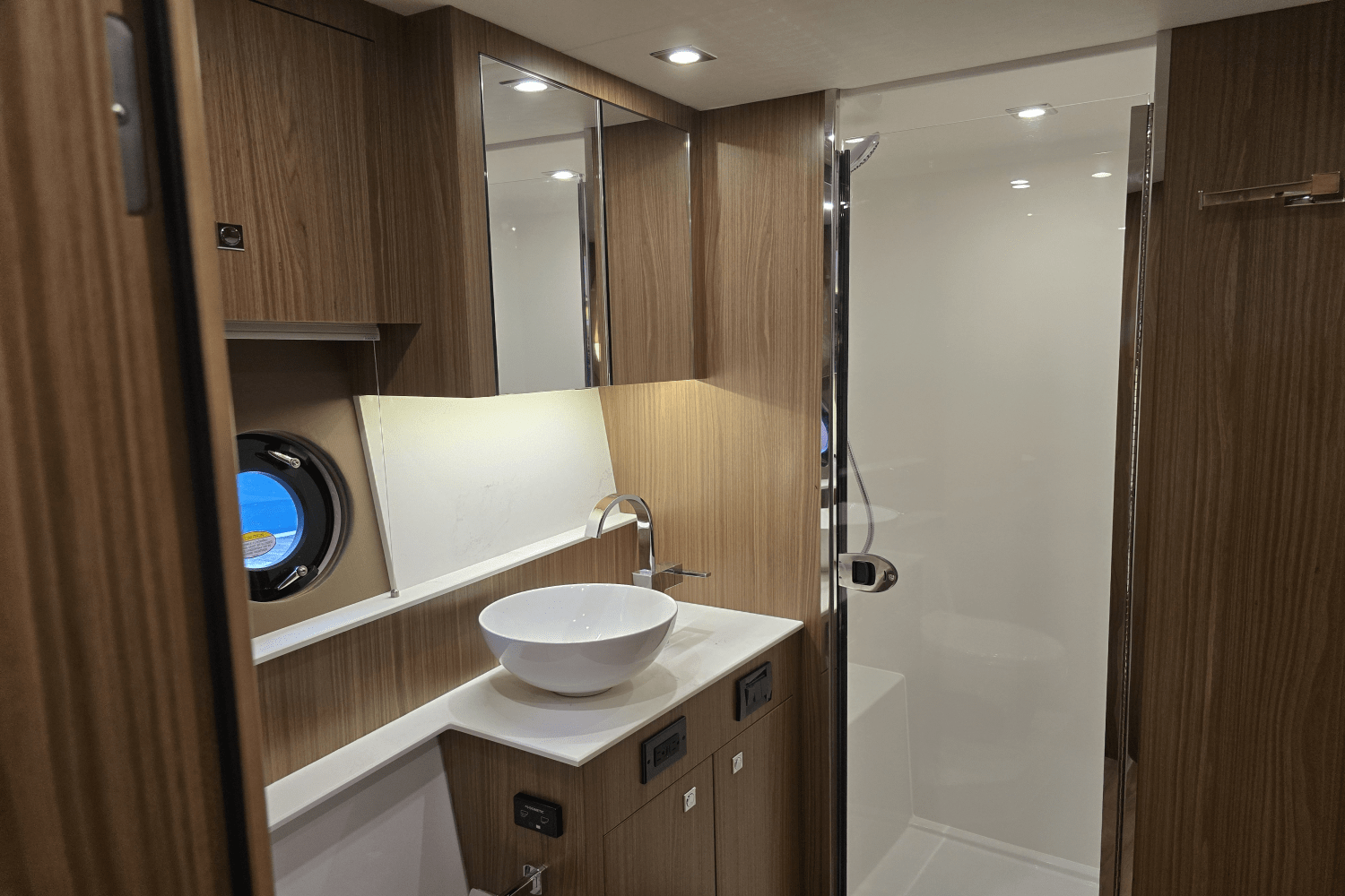 Slide: The Image of Cruisers Yachts 46 Cantius 2025 - 28