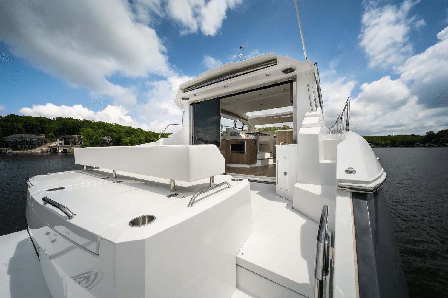 Slide: The Image of Cruisers Yachts 46 Cantius 2025 - 32