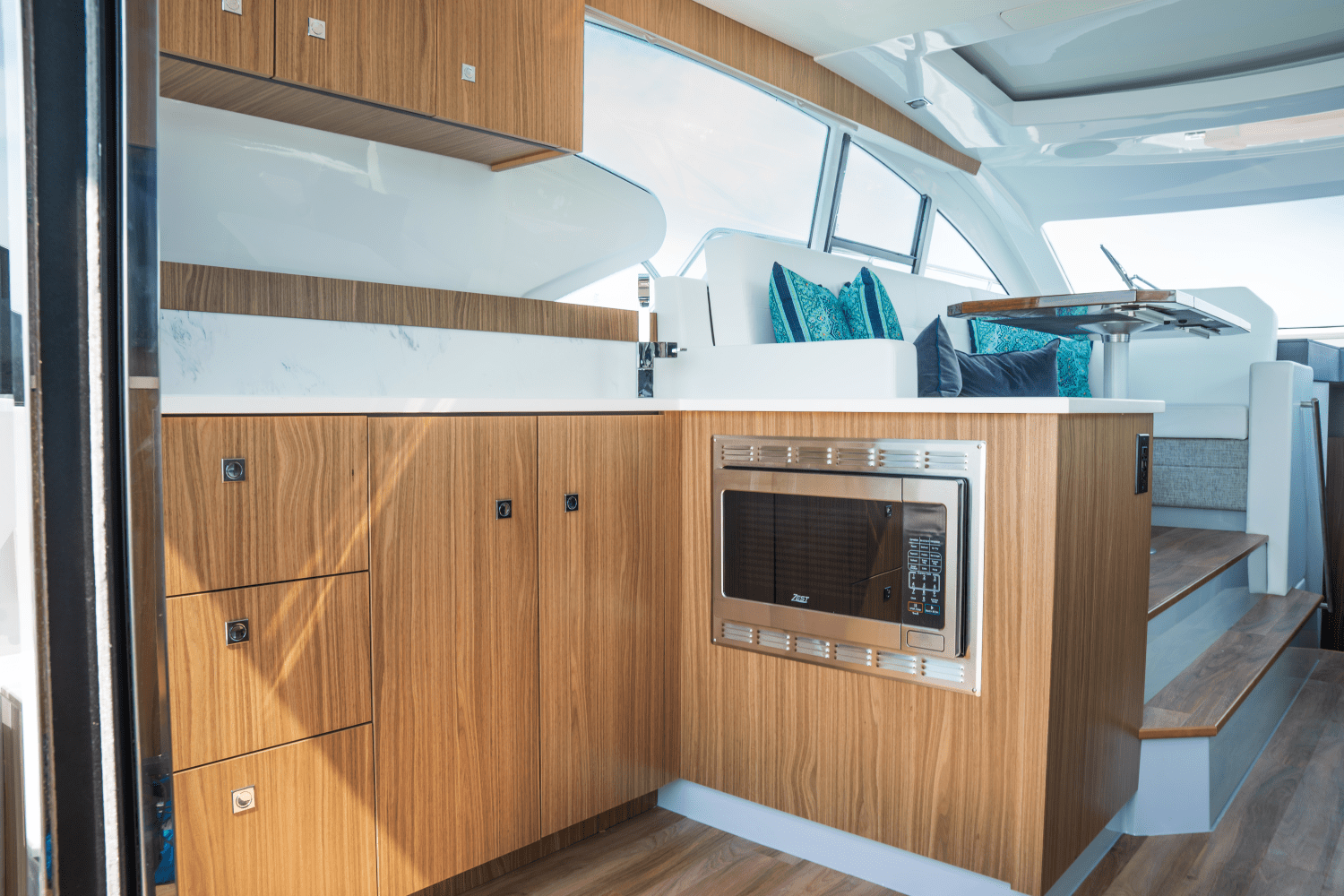 Slide: The Image of Cruisers Yachts 46 Cantius 2025 - 33