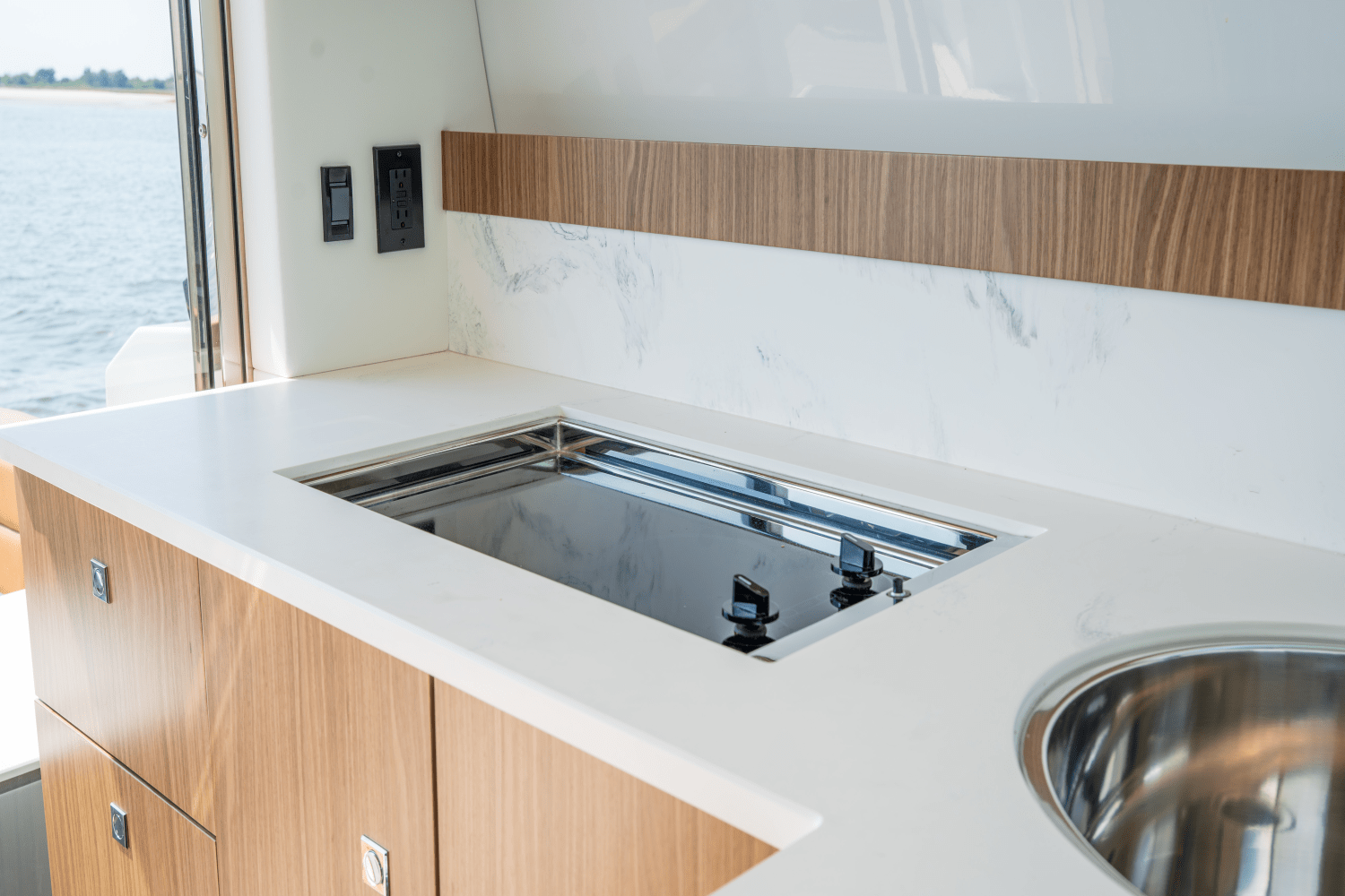 Slide: The Image of Cruisers Yachts 46 Cantius 2025 - 35