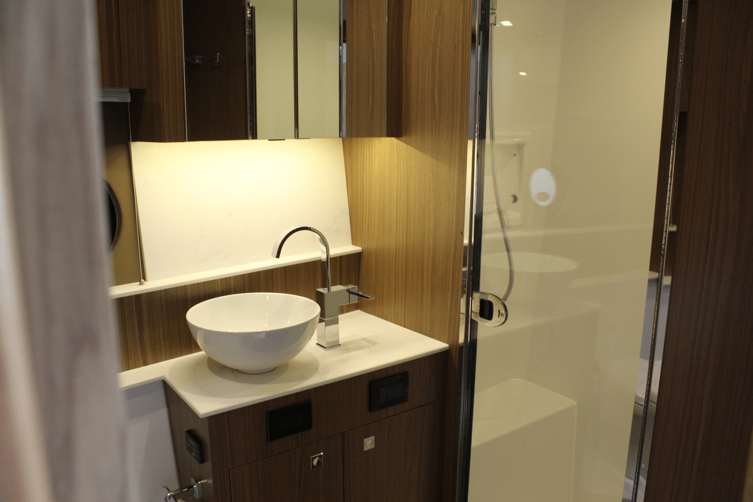 Slide: The Image of Cruisers Yachts 46 Cantius 2025 - 38