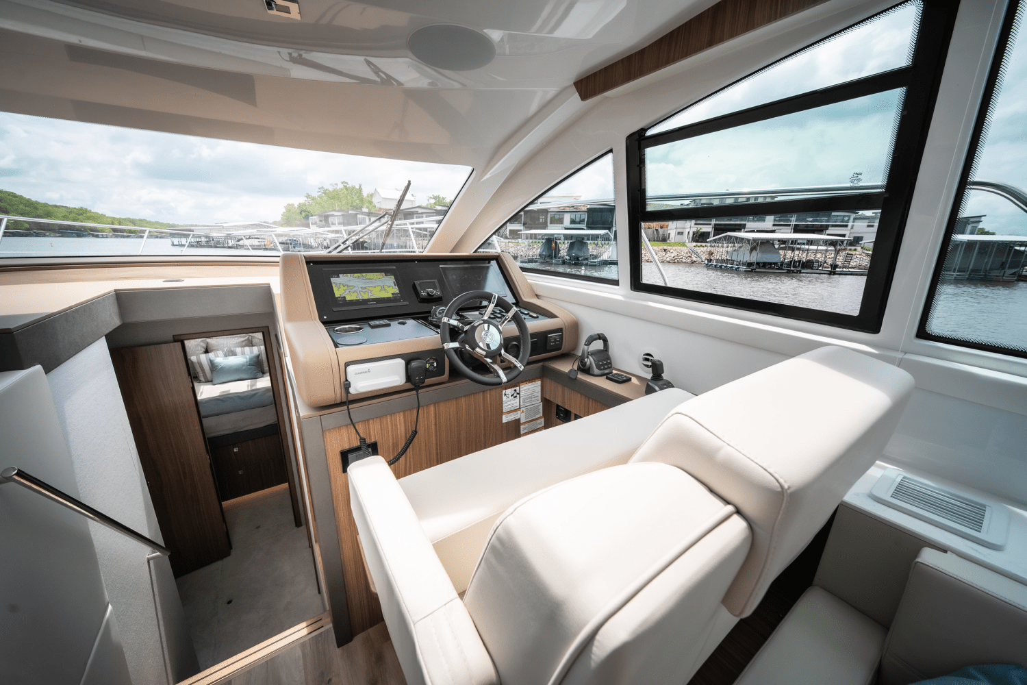 Slide: The Image of Cruisers Yachts 46 Cantius 2025 - 39