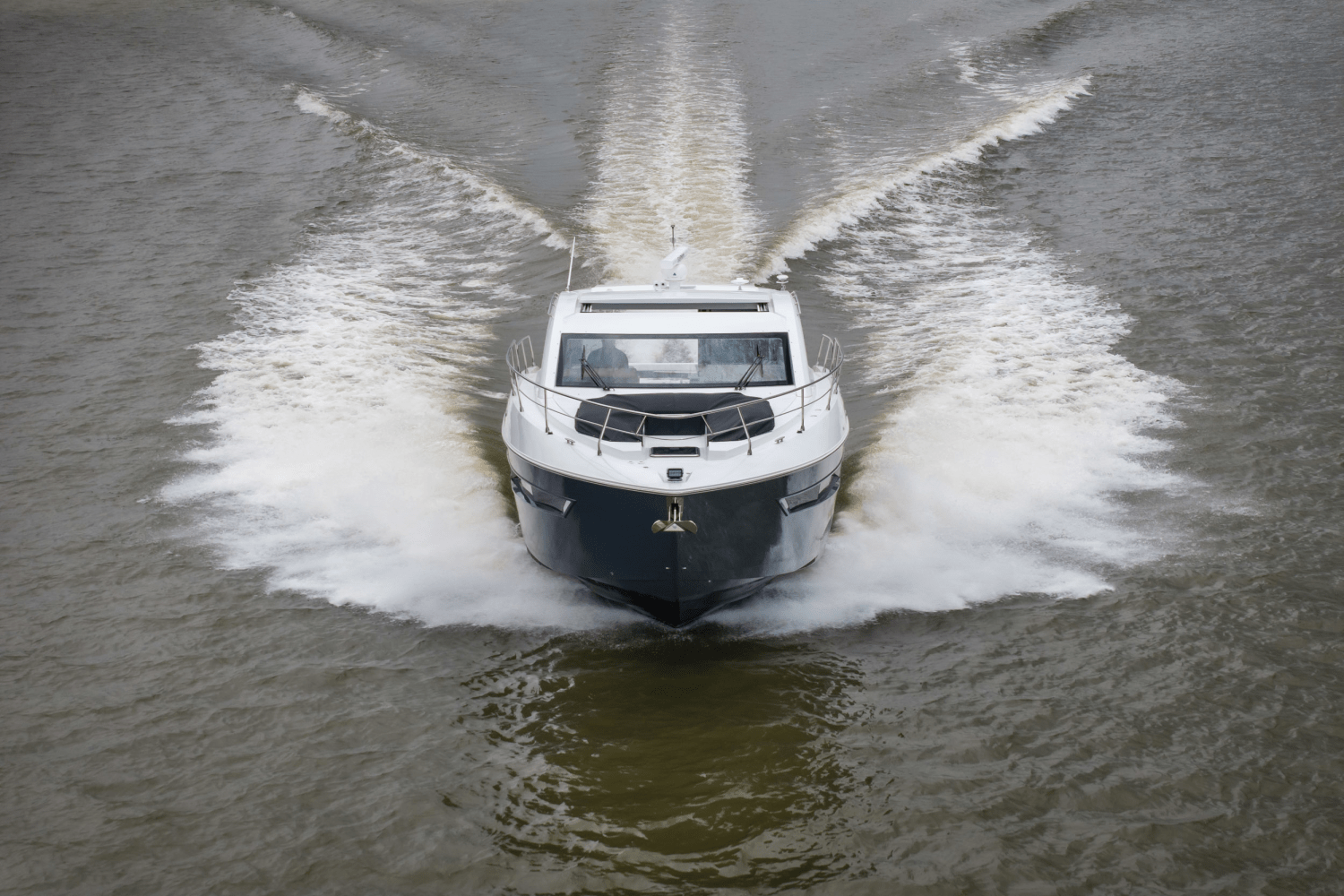 Slide: The Image of Cruisers Yachts 46 Cantius 2025 - 4