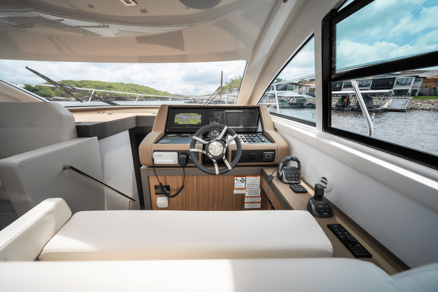 Slide: The Image of Cruisers Yachts 46 Cantius 2025 - 40
