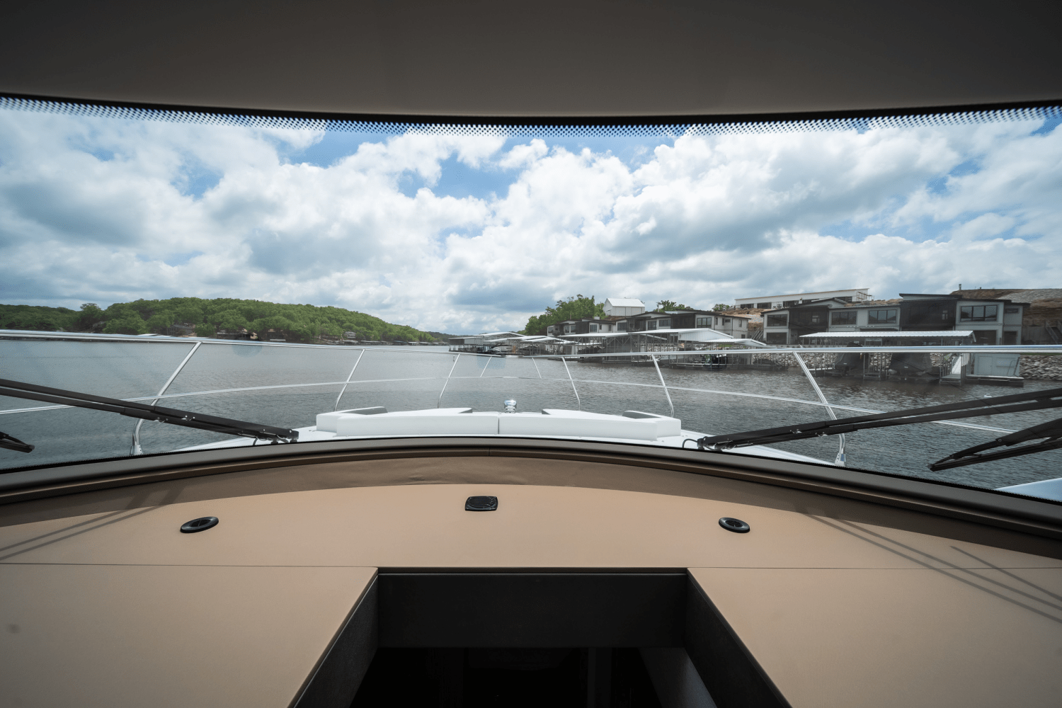 Slide: The Image of Cruisers Yachts 46 Cantius 2025 - 41
