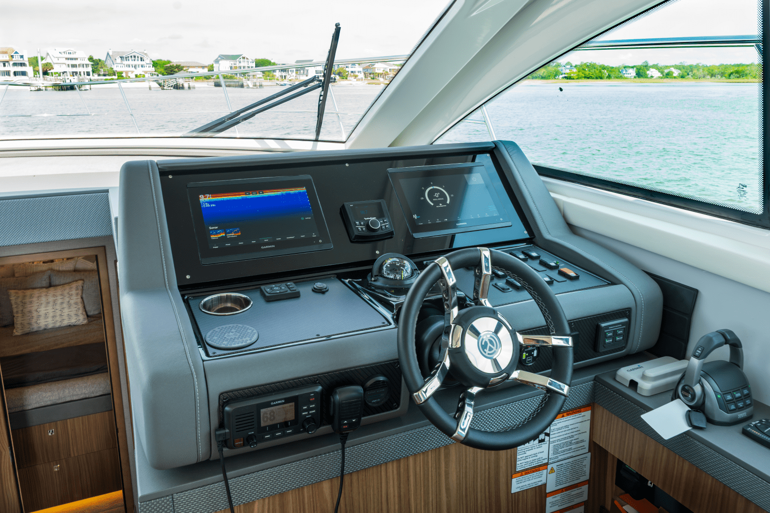 Slide: The Image of Cruisers Yachts 46 Cantius 2025 - 42