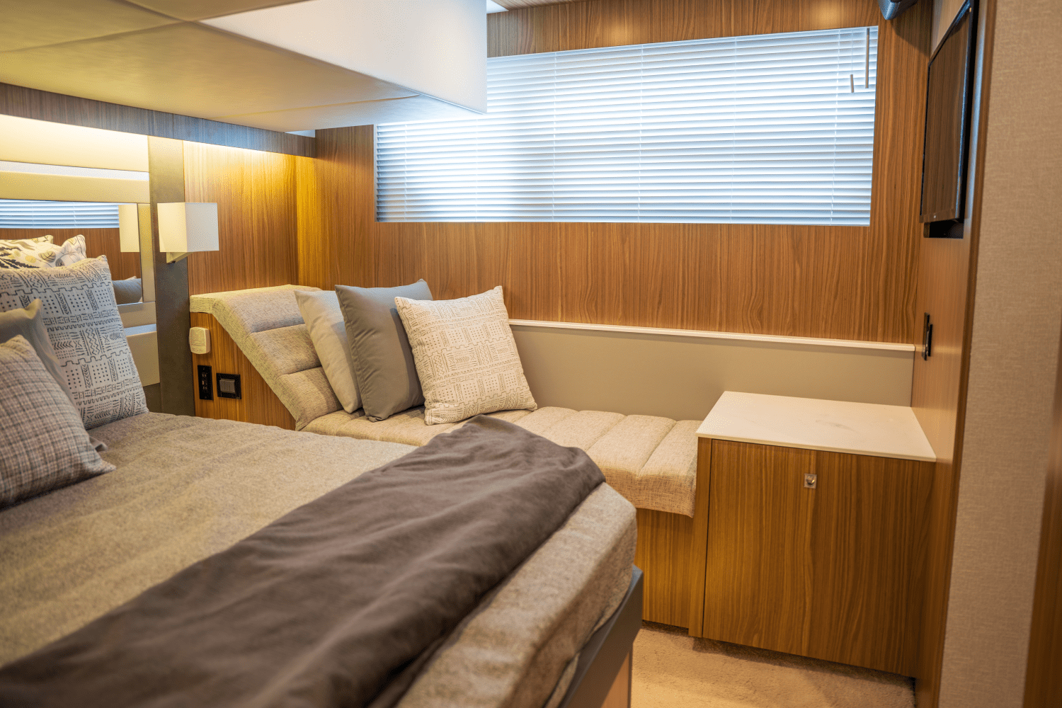 Slide: The Image of Cruisers Yachts 46 Cantius 2025 - 47