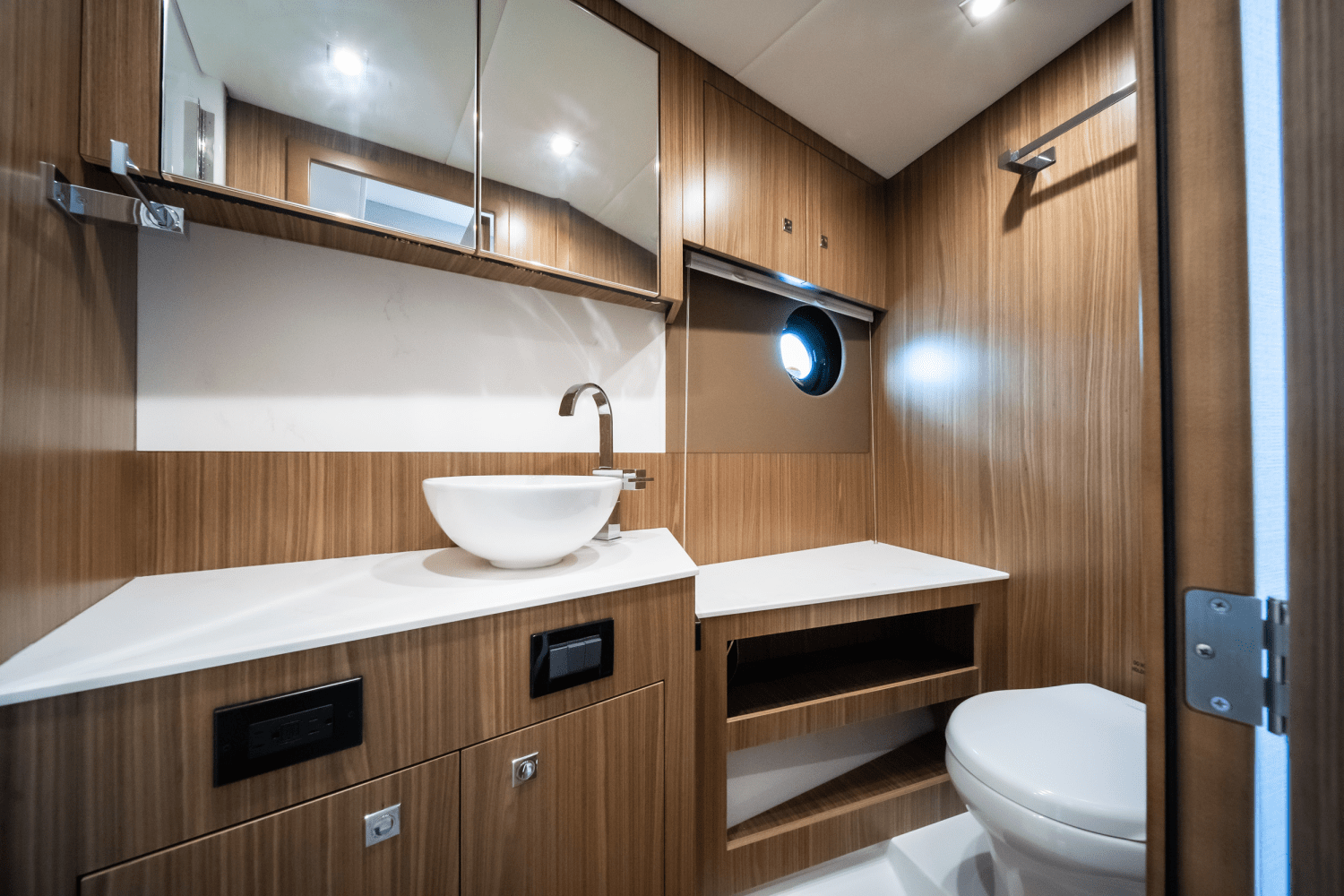 Slide: The Image of Cruisers Yachts 46 Cantius 2025 - 48