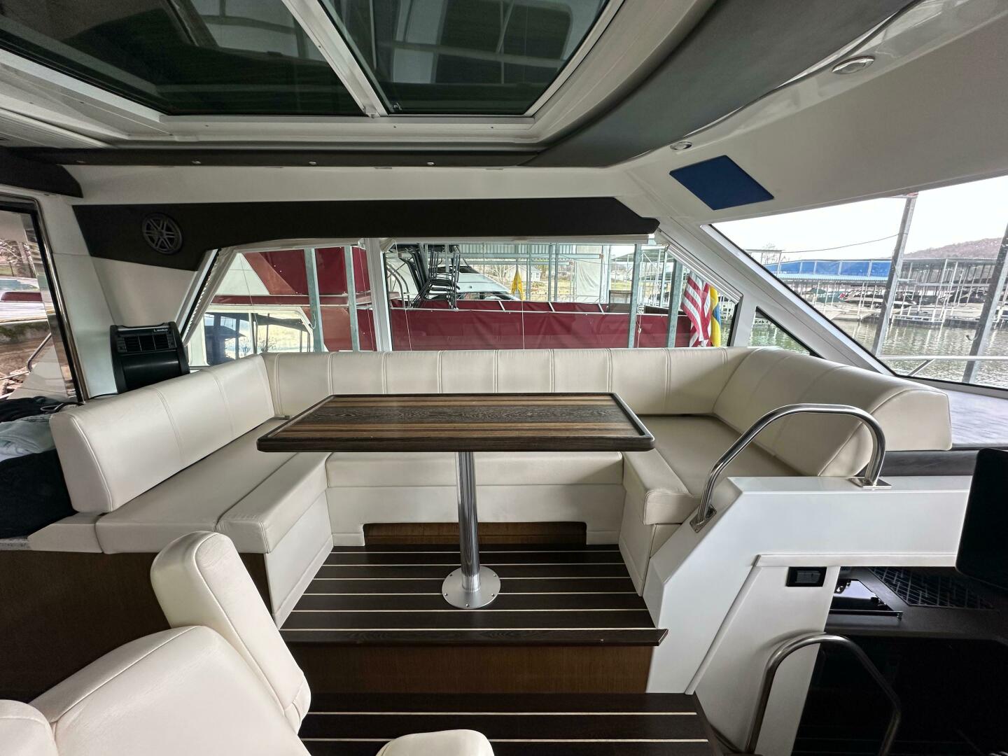 Slide: The Image of Cruisers Yachts 48 Cantius 2012 - 5001590