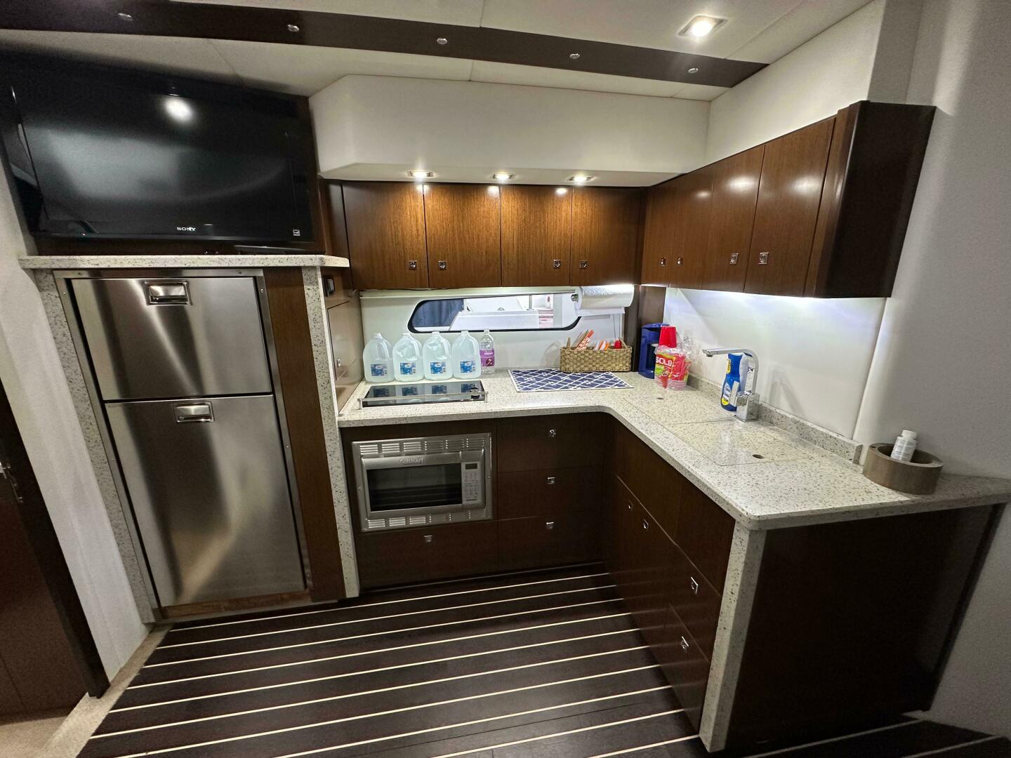 Slide: The Image of Cruisers Yachts 48 Cantius 2012 - 5001599