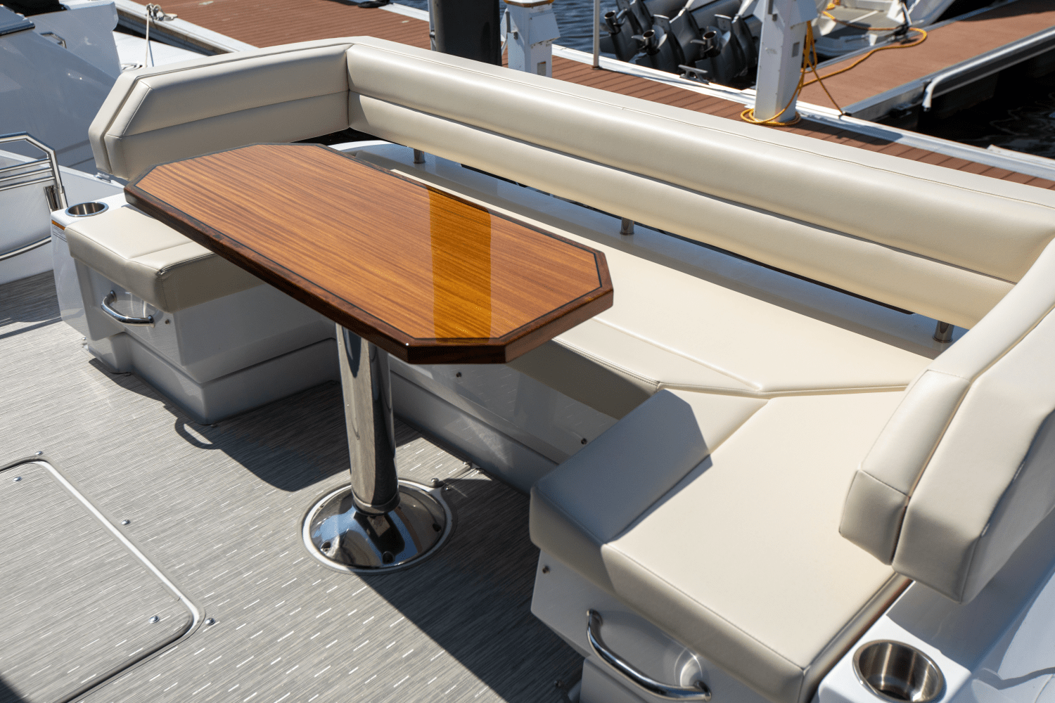 Slide: The Image of Cruisers Yachts 50 Cantius 2024 - 27