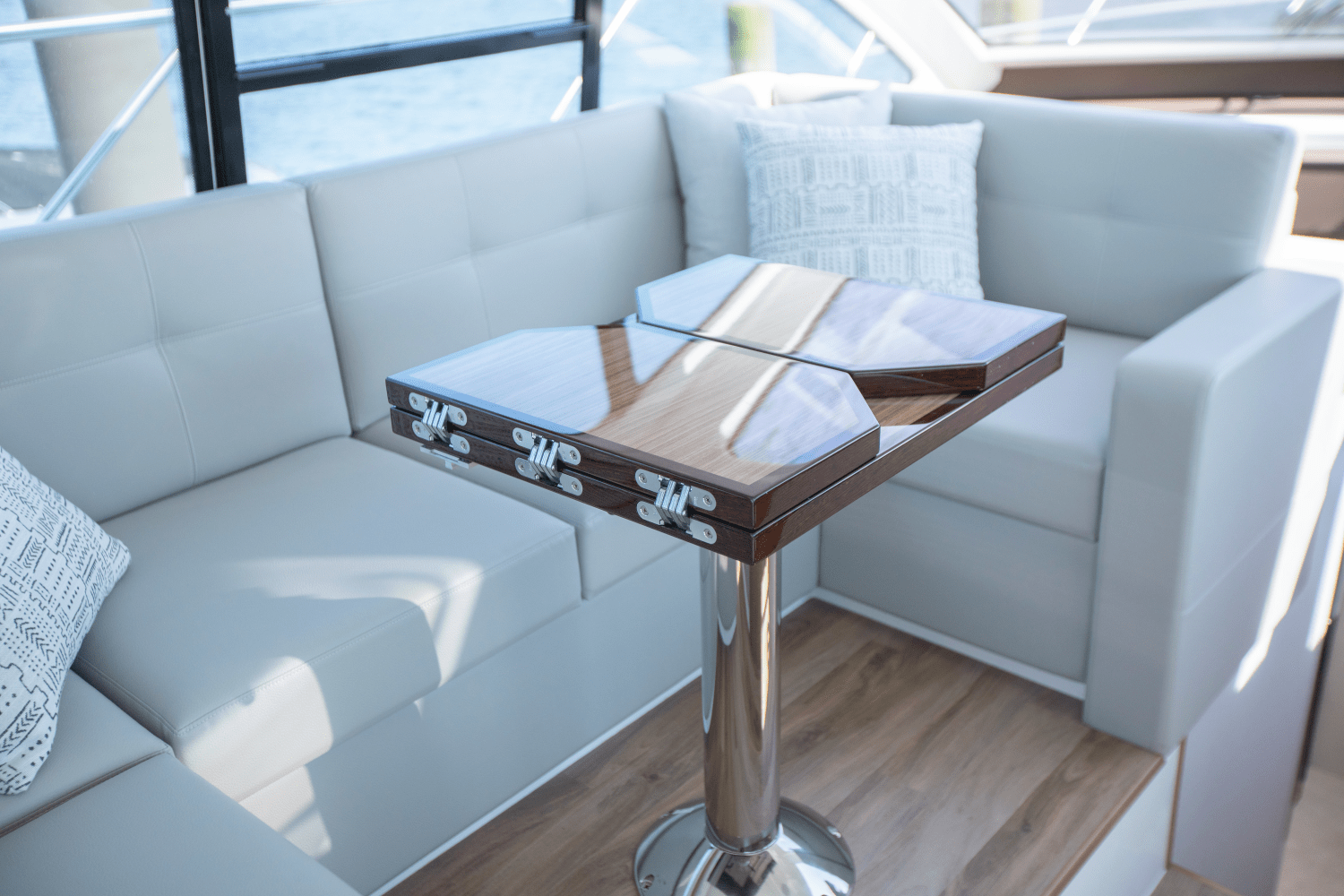 Slide: The Image of Cruisers Yachts 50 Cantius 2024 - 41