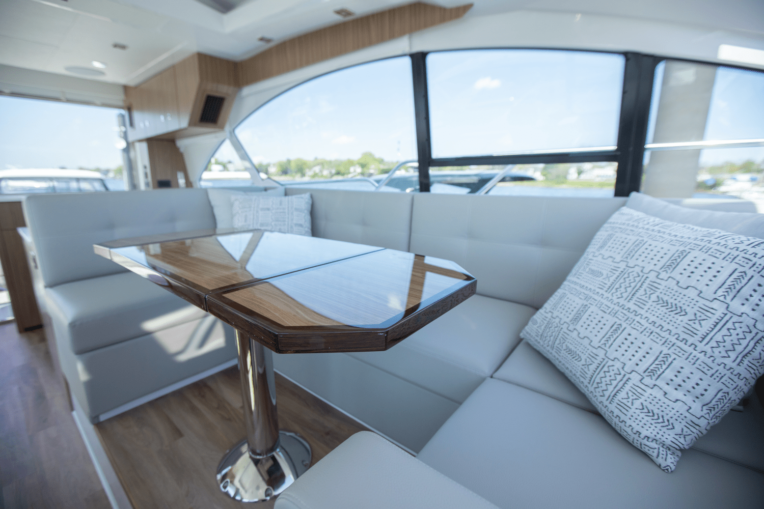 Slide: The Image of Cruisers Yachts 50 Cantius 2024 - 42