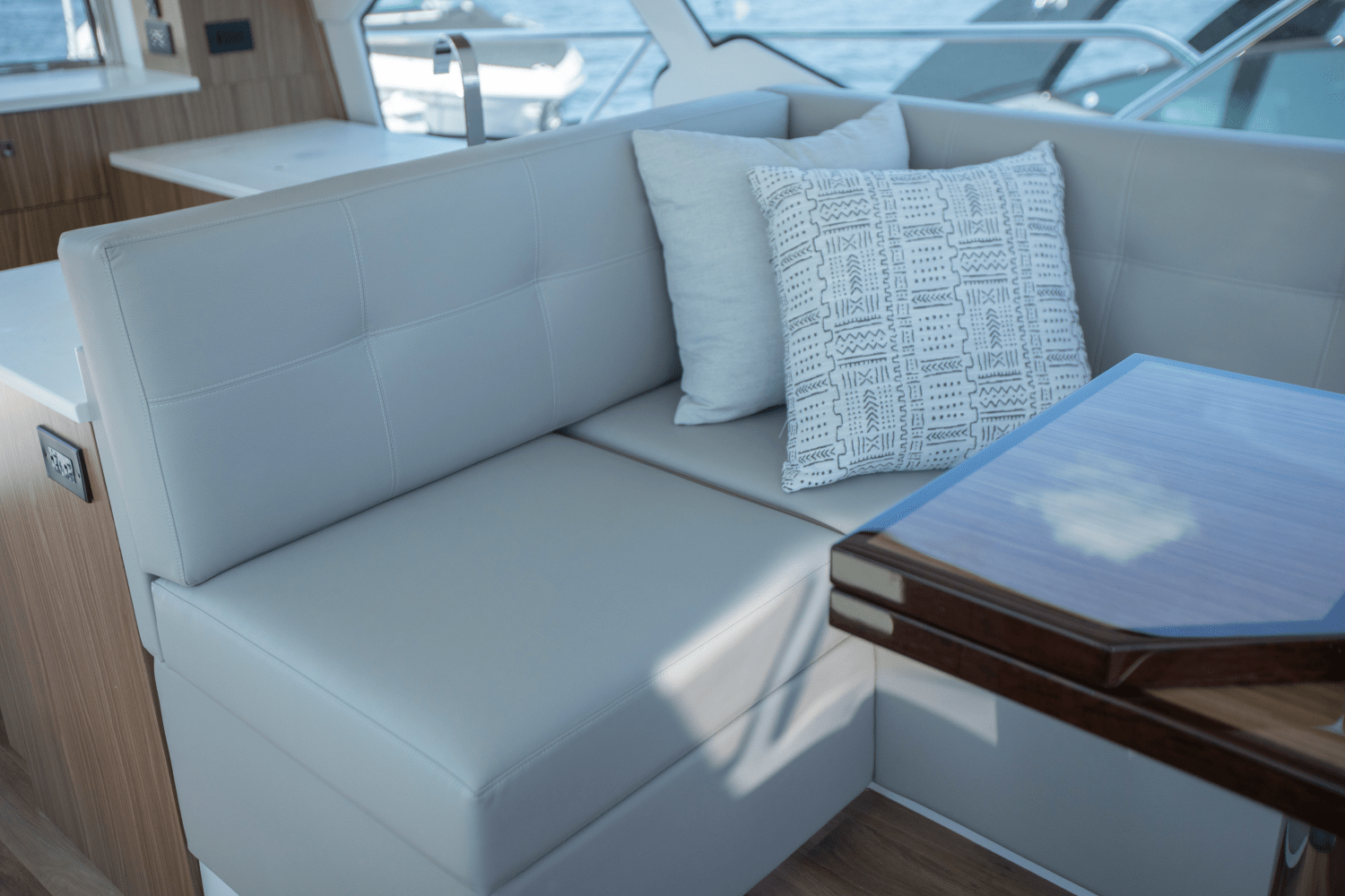 Slide: The Image of Cruisers Yachts 50 Cantius 2024 - 43