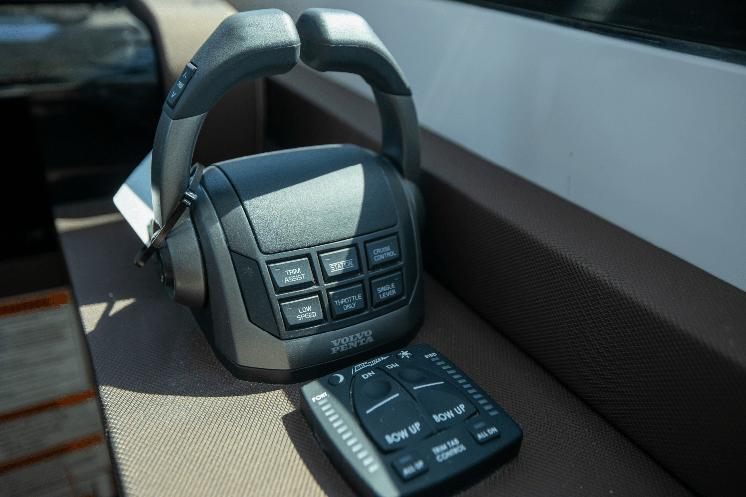 Slide: The Image of Cruisers Yachts 50 Cantius 2024 - 51