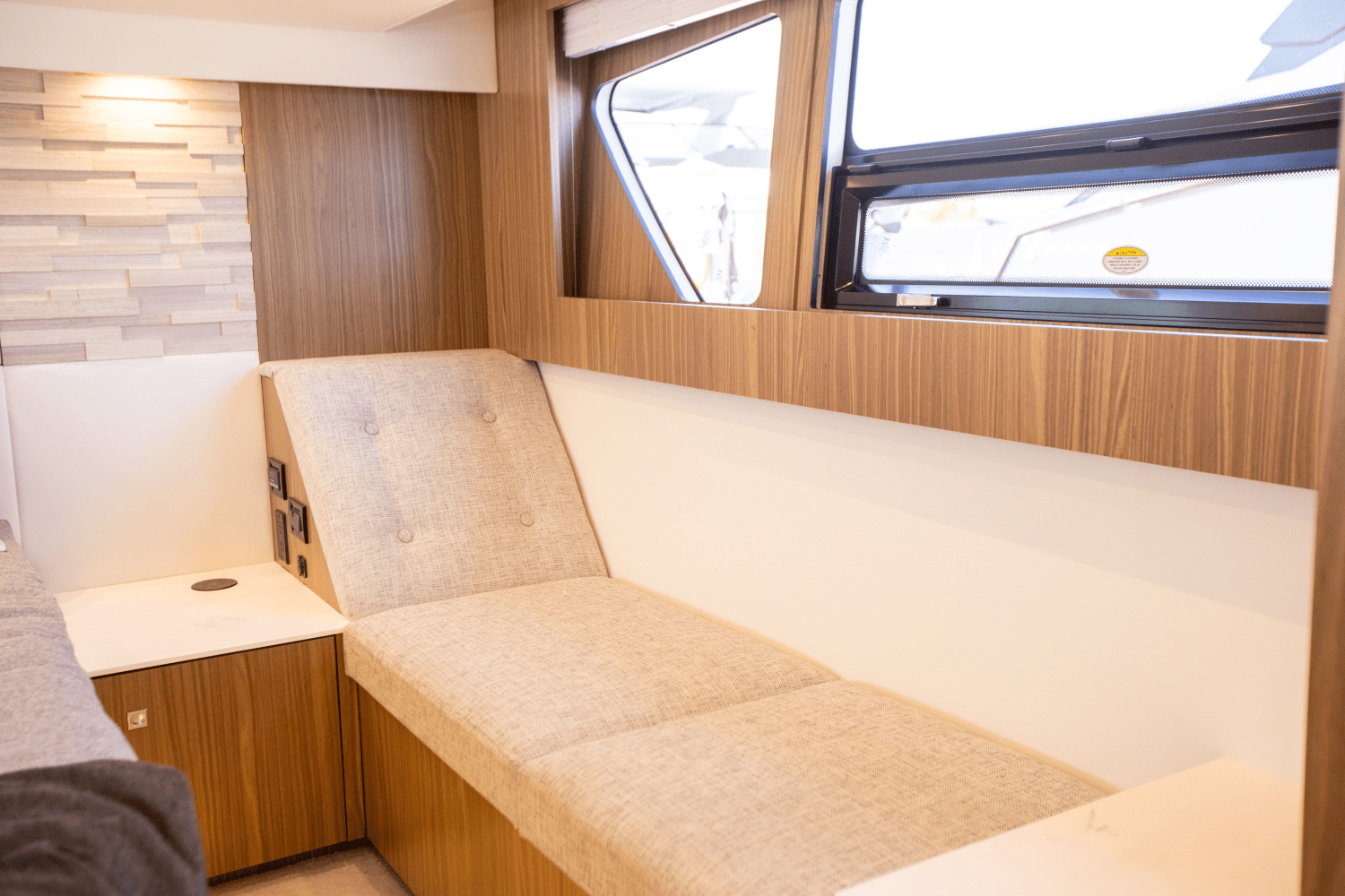 Slide: The Image of Cruisers Yachts 50 Cantius 2024 - 65