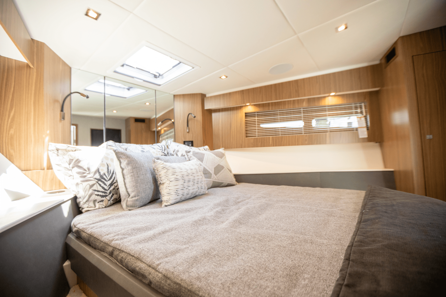 Slide: The Image of Cruisers Yachts 50 Cantius 2024 - 68