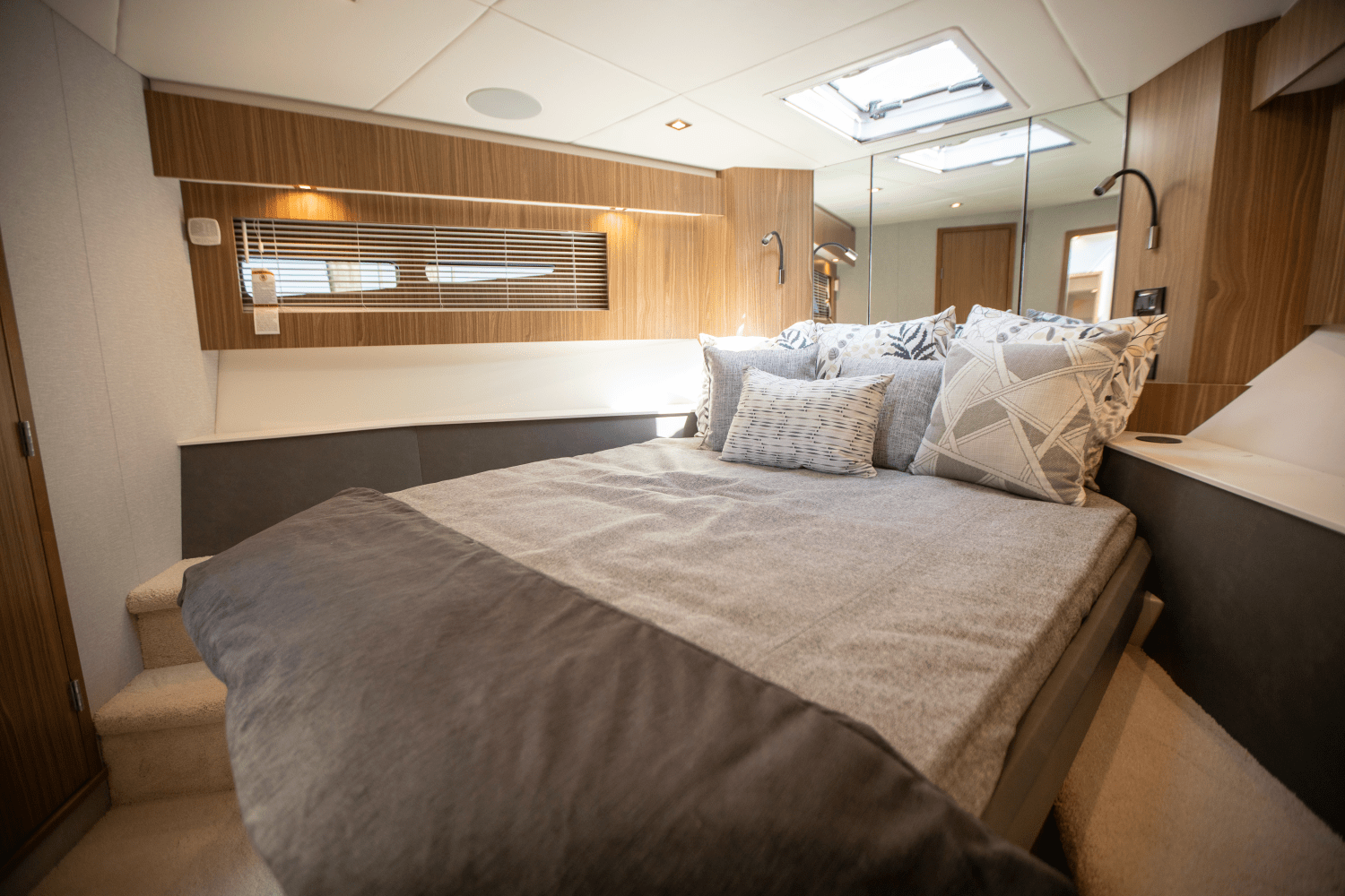 Slide: The Image of Cruisers Yachts 50 Cantius 2024 - 69