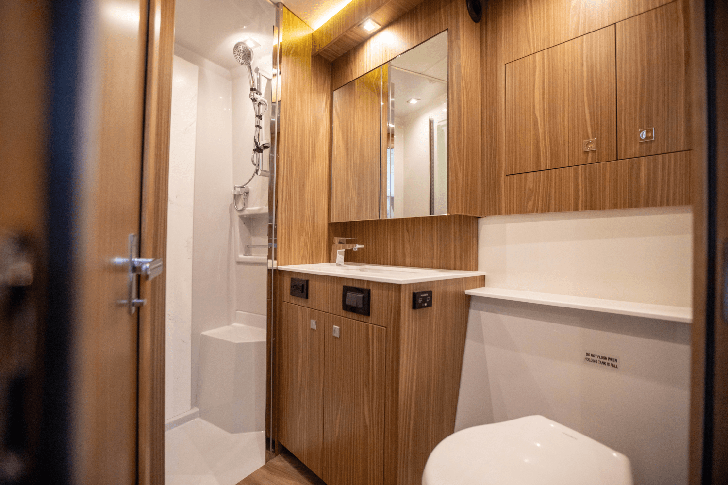 Slide: The Image of Cruisers Yachts 50 Cantius 2024 - 73