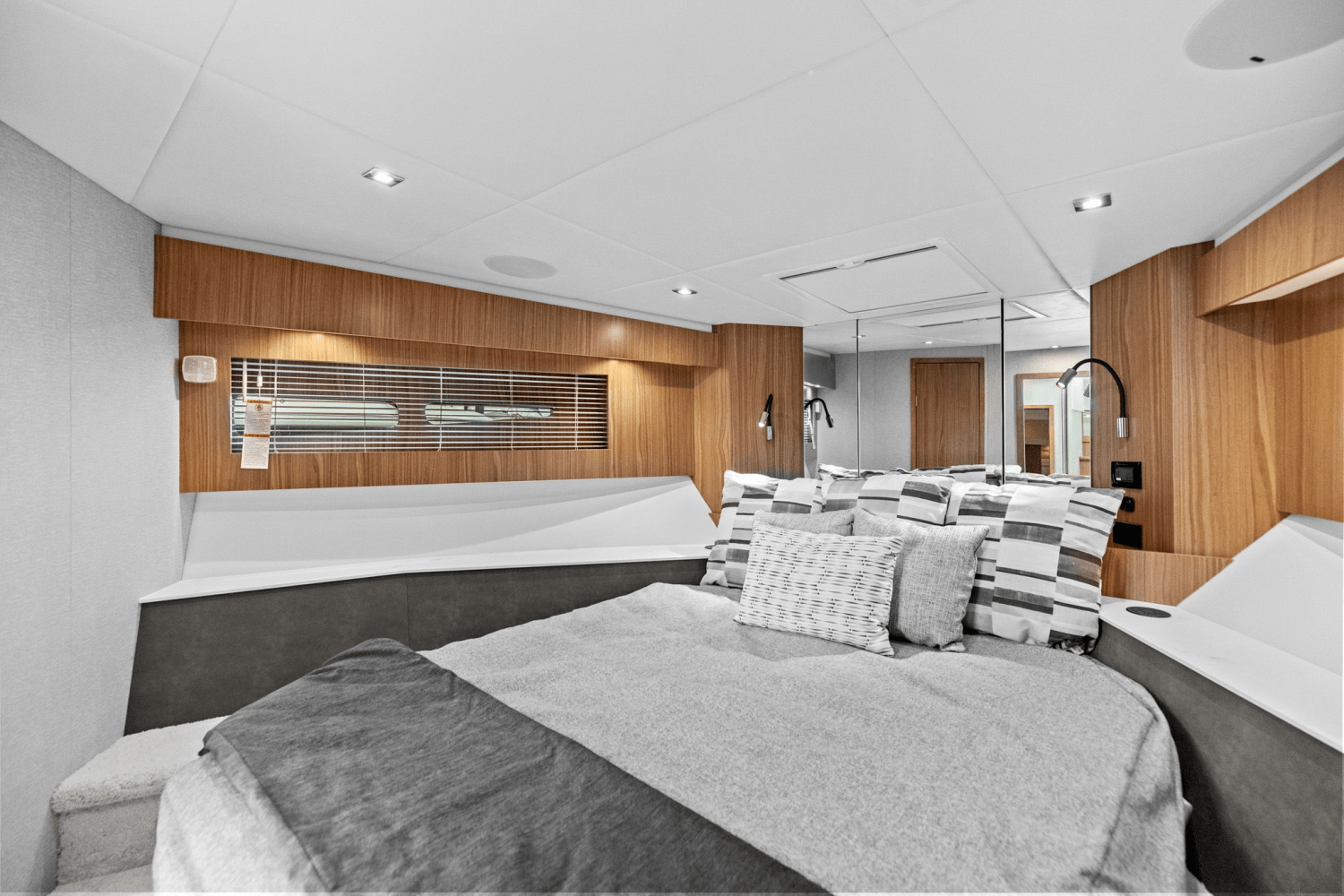 Slide: The Image of Cruisers Yachts 50 Cantius 2025 - 41