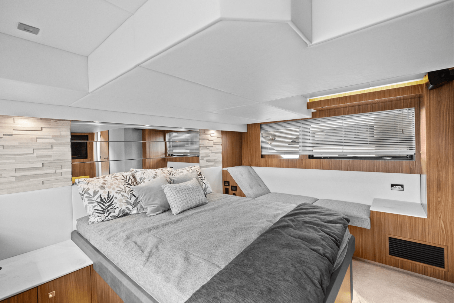 Slide: The Image of Cruisers Yachts 50 Cantius 2025 - 48