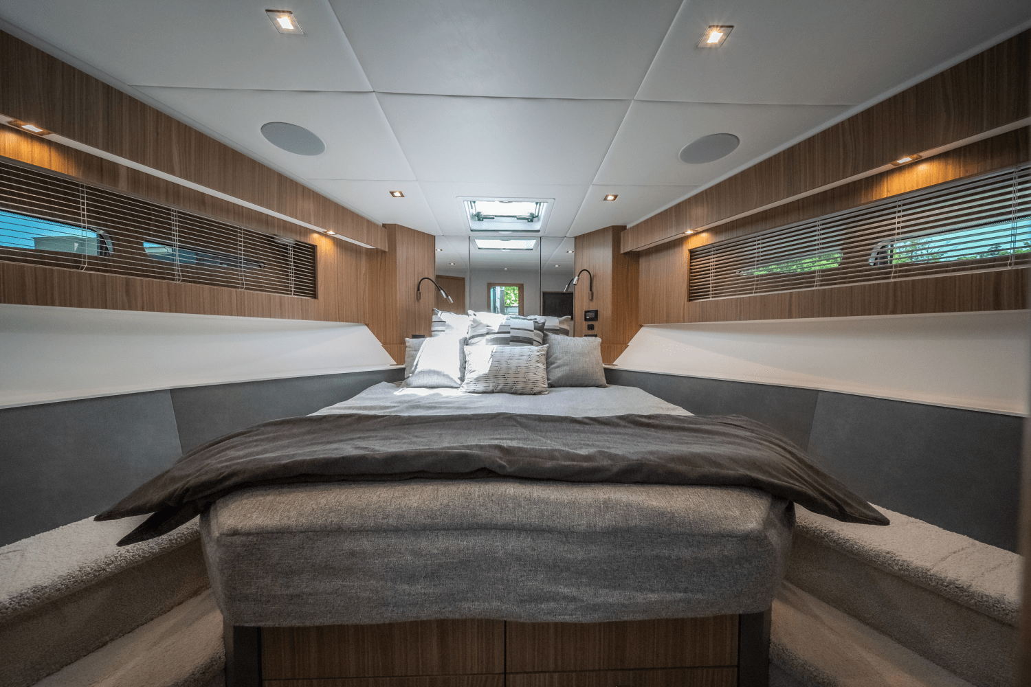 Slide: The Image of Cruisers Yachts 50 Cantius 2025 - 62