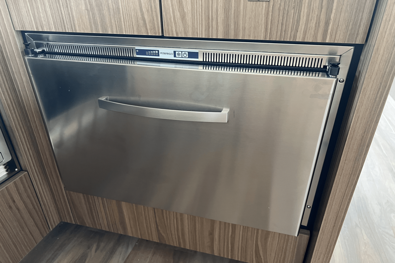 Slide: The Image of Cruisers Yachts 50 Cantius 2025 - 75