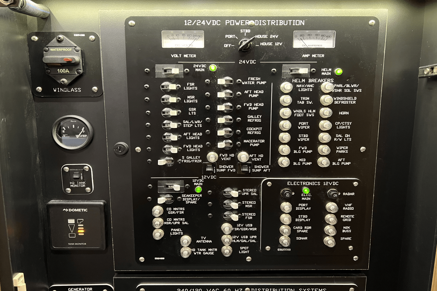 Slide: The Image of Cruisers Yachts 50 Cantius 2025 - 76