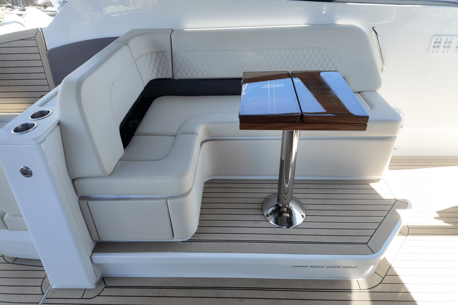 Slide: The Image of Cruisers Yachts 50 GLS Outboard 2025 - 22