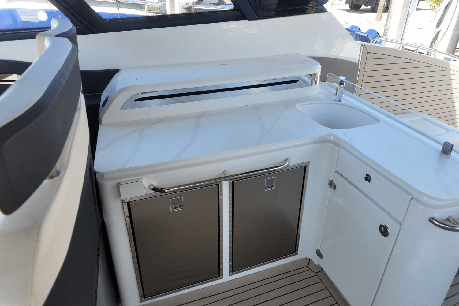 Slide: The Image of Cruisers Yachts 50 GLS Outboard 2025 - 23