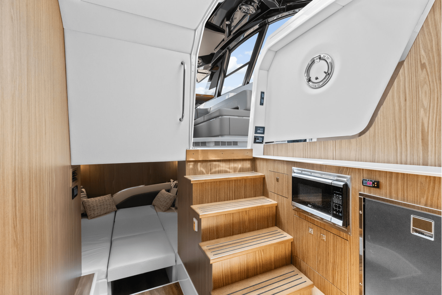 Slide: The Image of Cruisers Yachts 50 GLS Outboard 2025 - 31