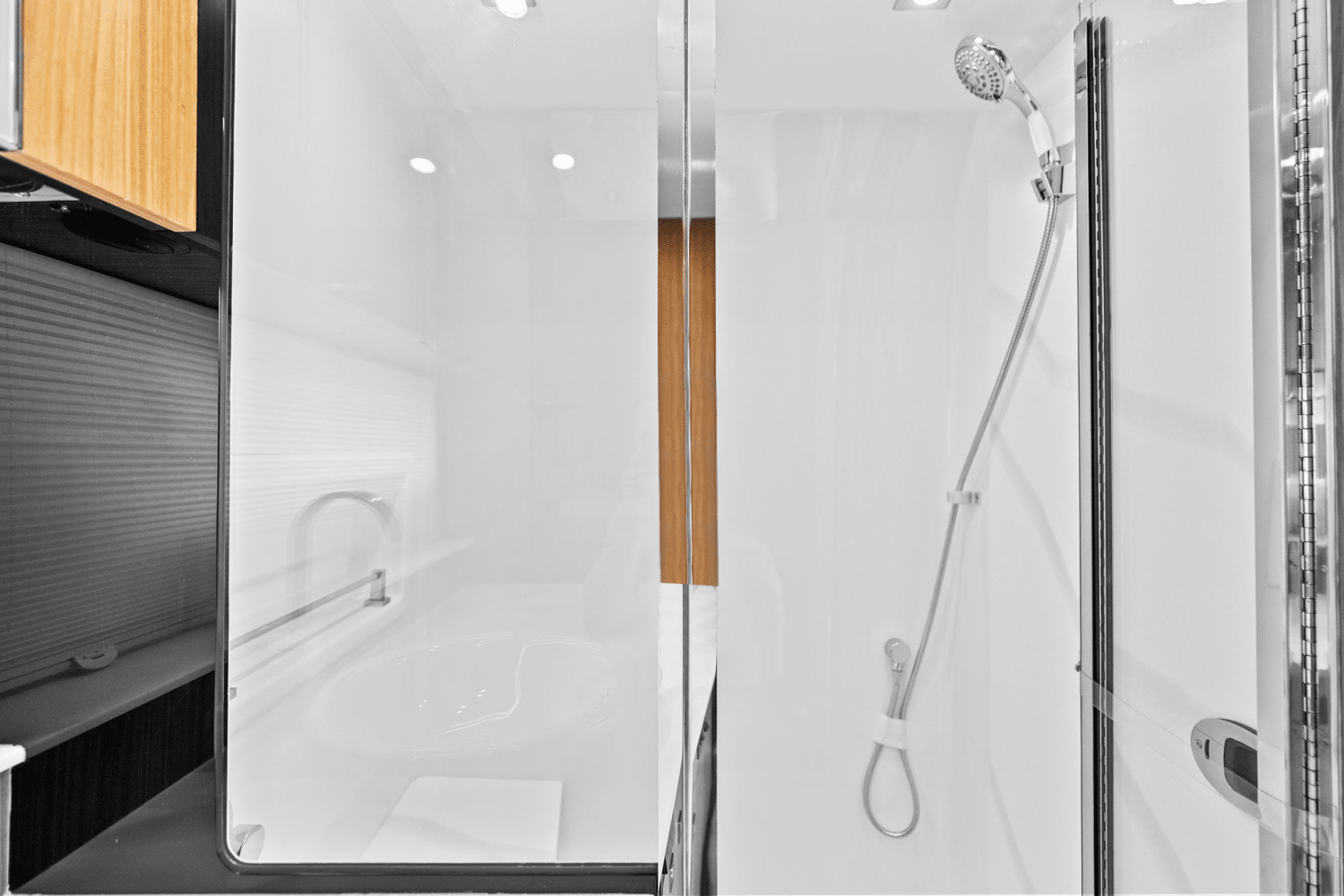 Slide: The Image of Cruisers Yachts 50 GLS Outboard 2025 - 42