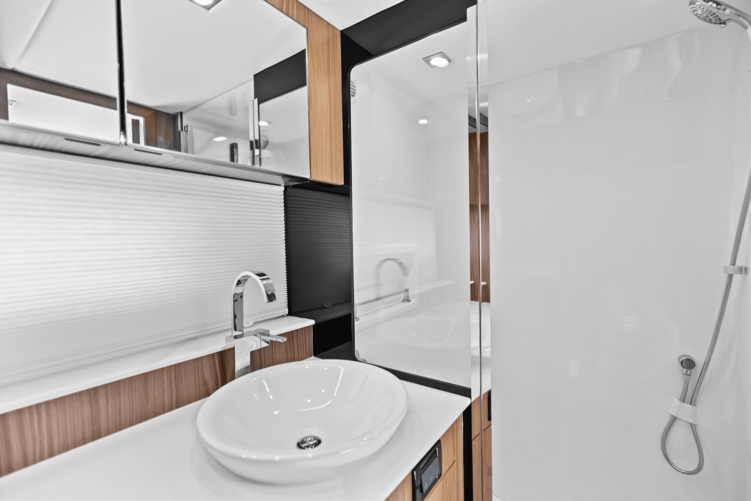 Slide: The Image of Cruisers Yachts 50 GLS Outboard 2025 - 43