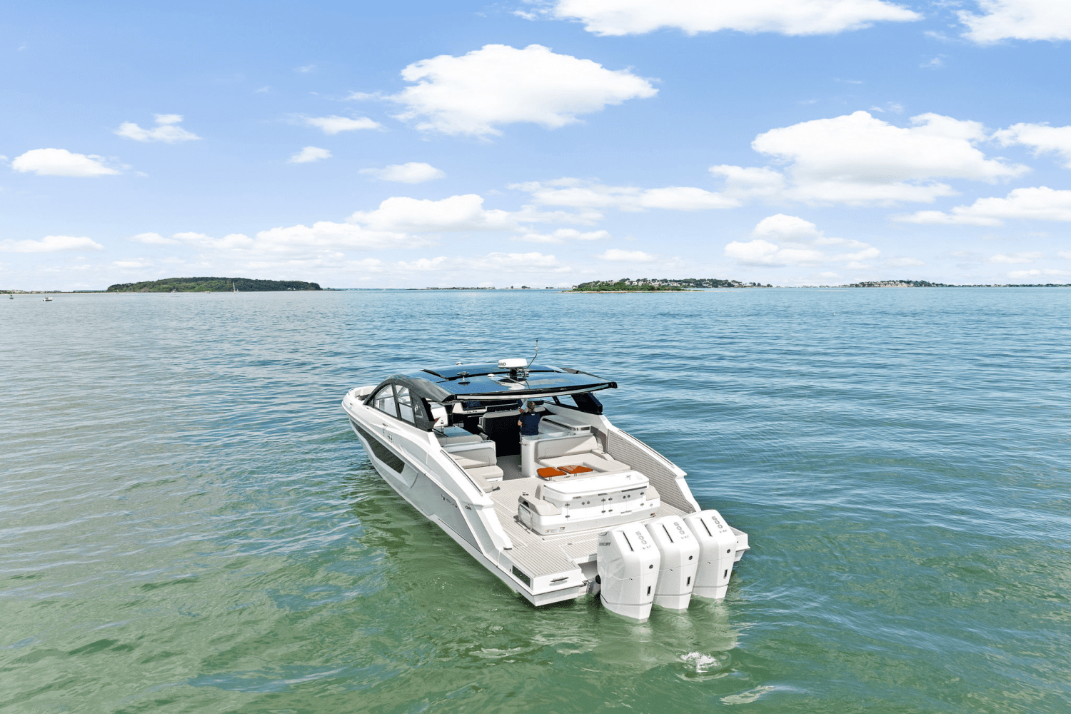 Slide: The Image of Cruisers Yachts 50 GLS Outboard 2025 - 50