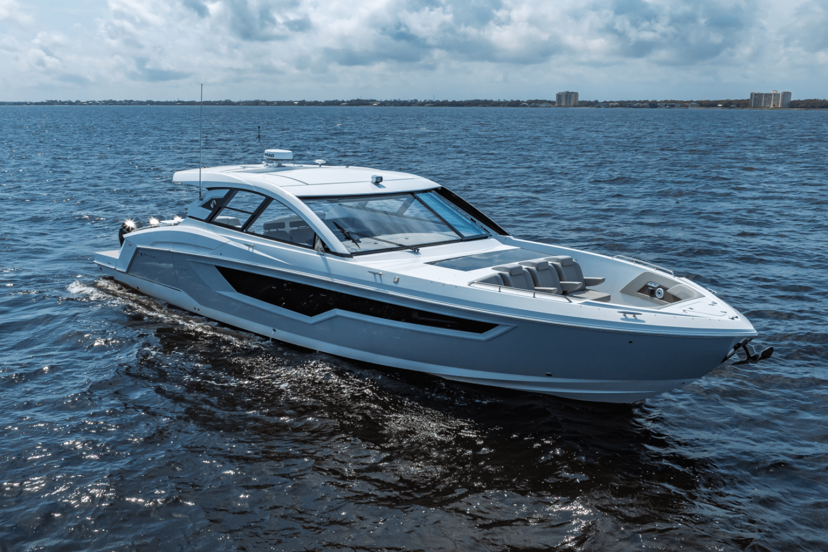 Slide: The Image of Cruisers Yachts 50 GLS Outboard 2025 - 5263772