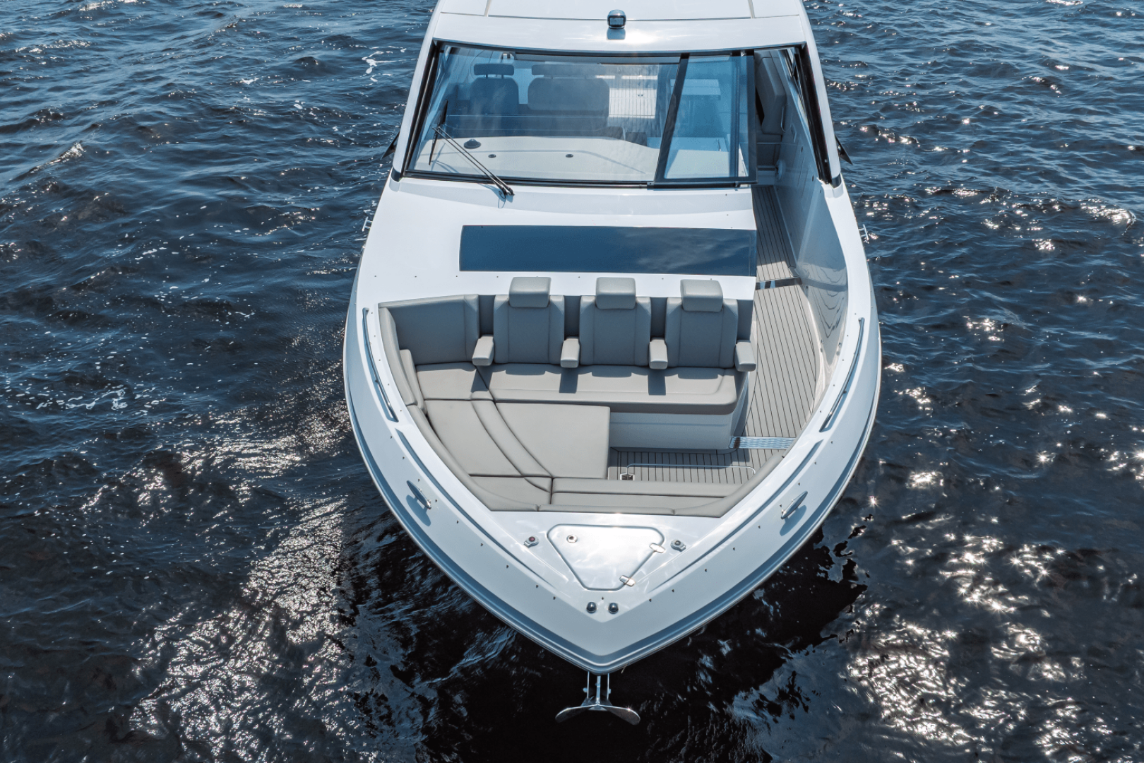Slide: The Image of Cruisers Yachts 50 GLS Outboard 2025 - 5263777