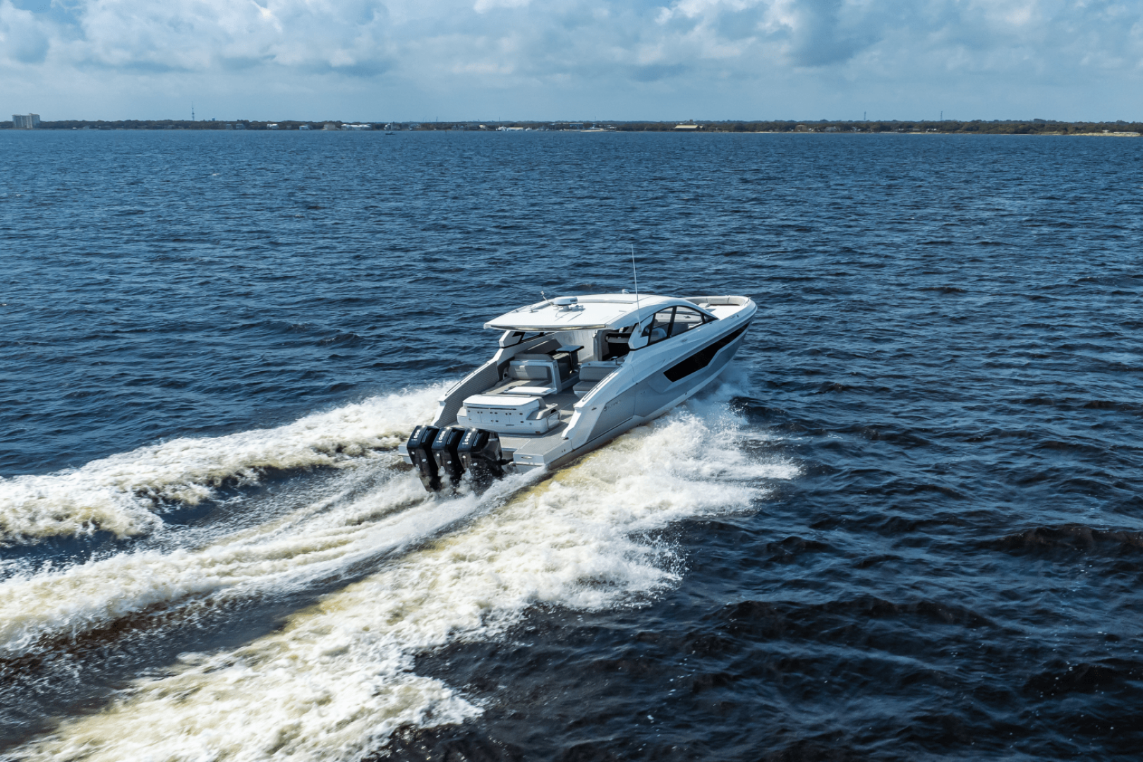 Slide: The Image of Cruisers Yachts 50 GLS Outboard 2025 - 5263784