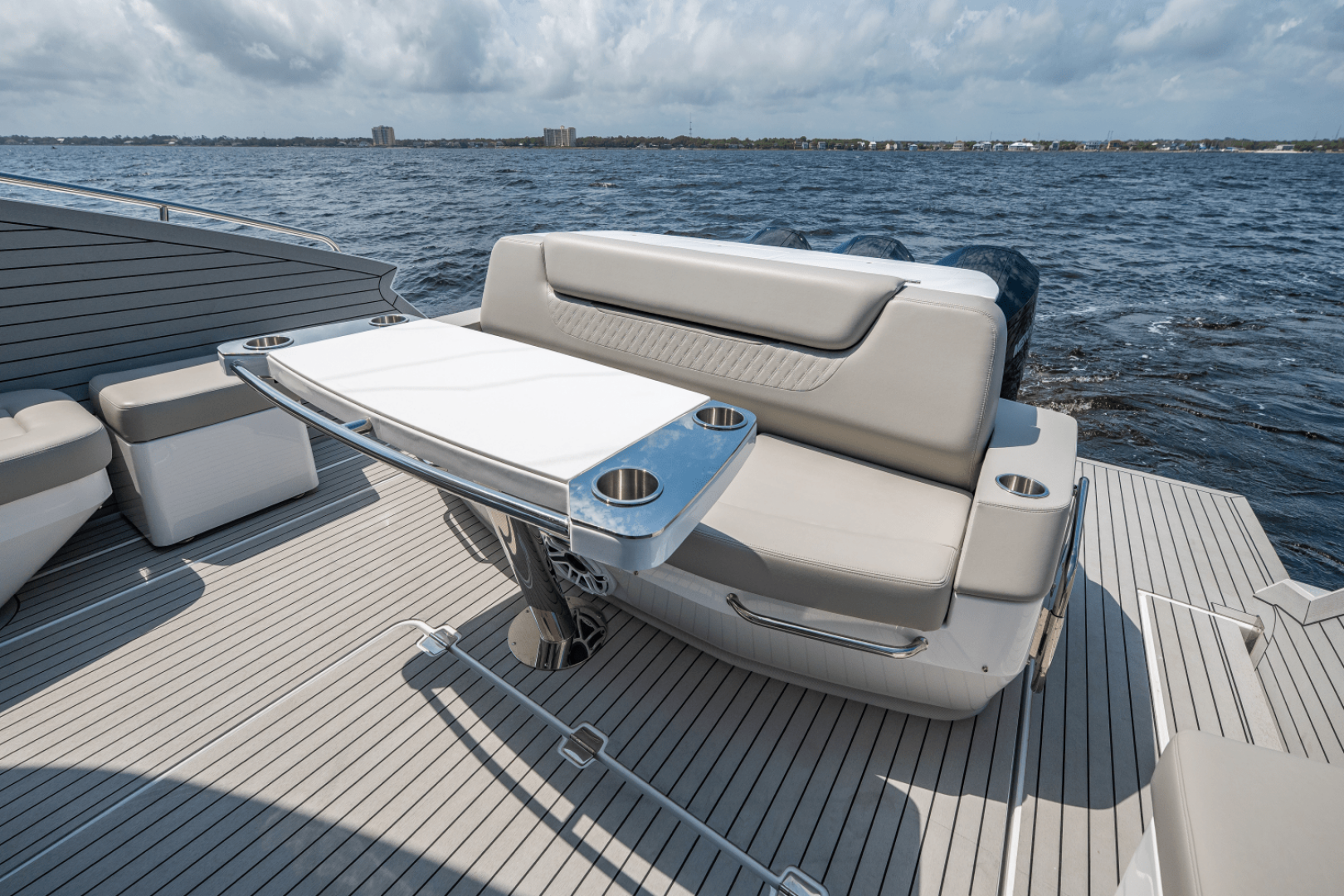Slide: The Image of Cruisers Yachts 50 GLS Outboard 2025 - 5263801