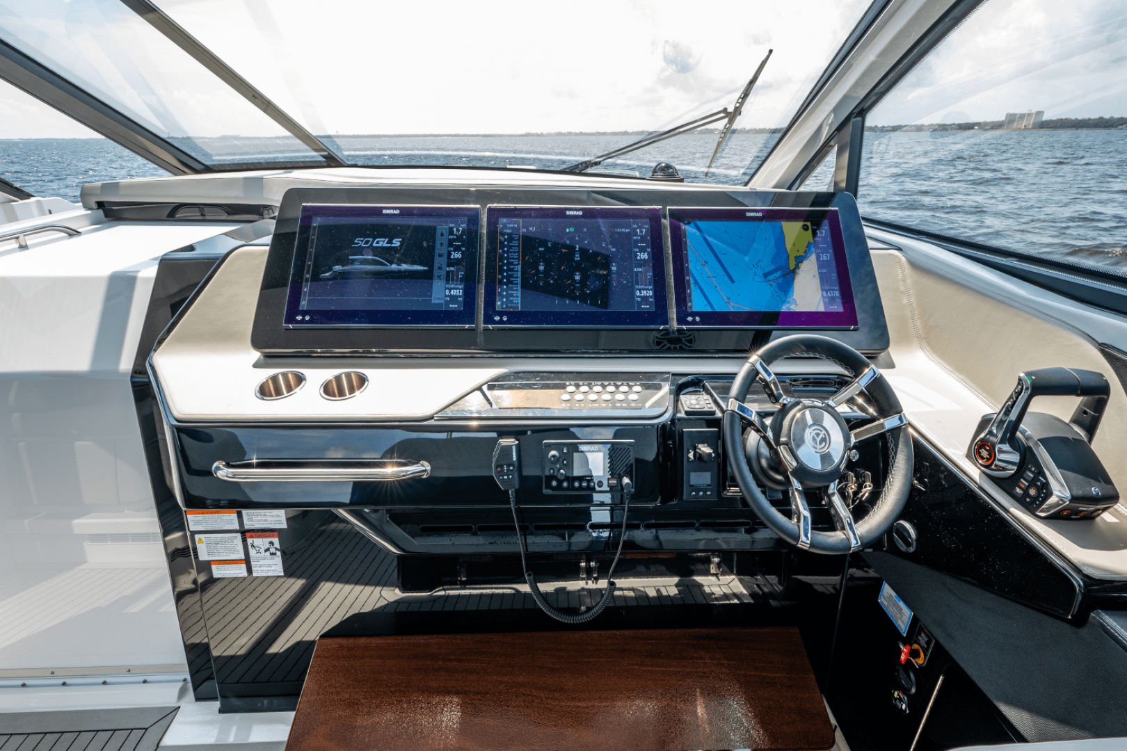 Slide: The Image of Cruisers Yachts 50 GLS Outboard 2025 - 5263816