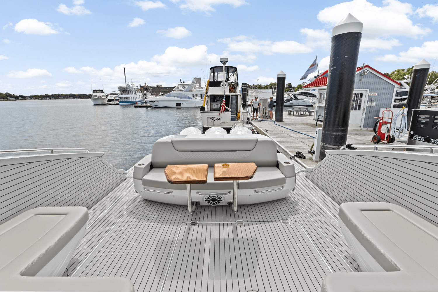Slide: The Image of Cruisers Yachts 50 GLS Outboard 2025 - 7